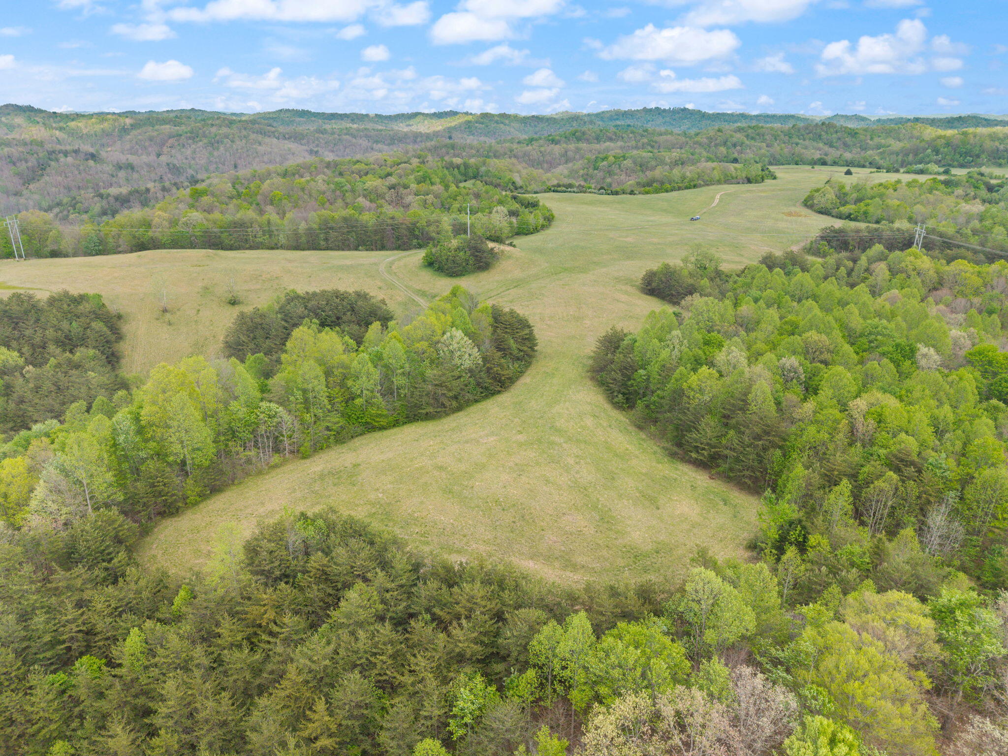 371 Big Branch Road Beattyville, KY 41311 - Photo 17 of 52 37-web-or-mls-DJI_20260416165723_0129_D