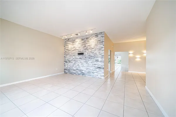 a view of entryway with workspace