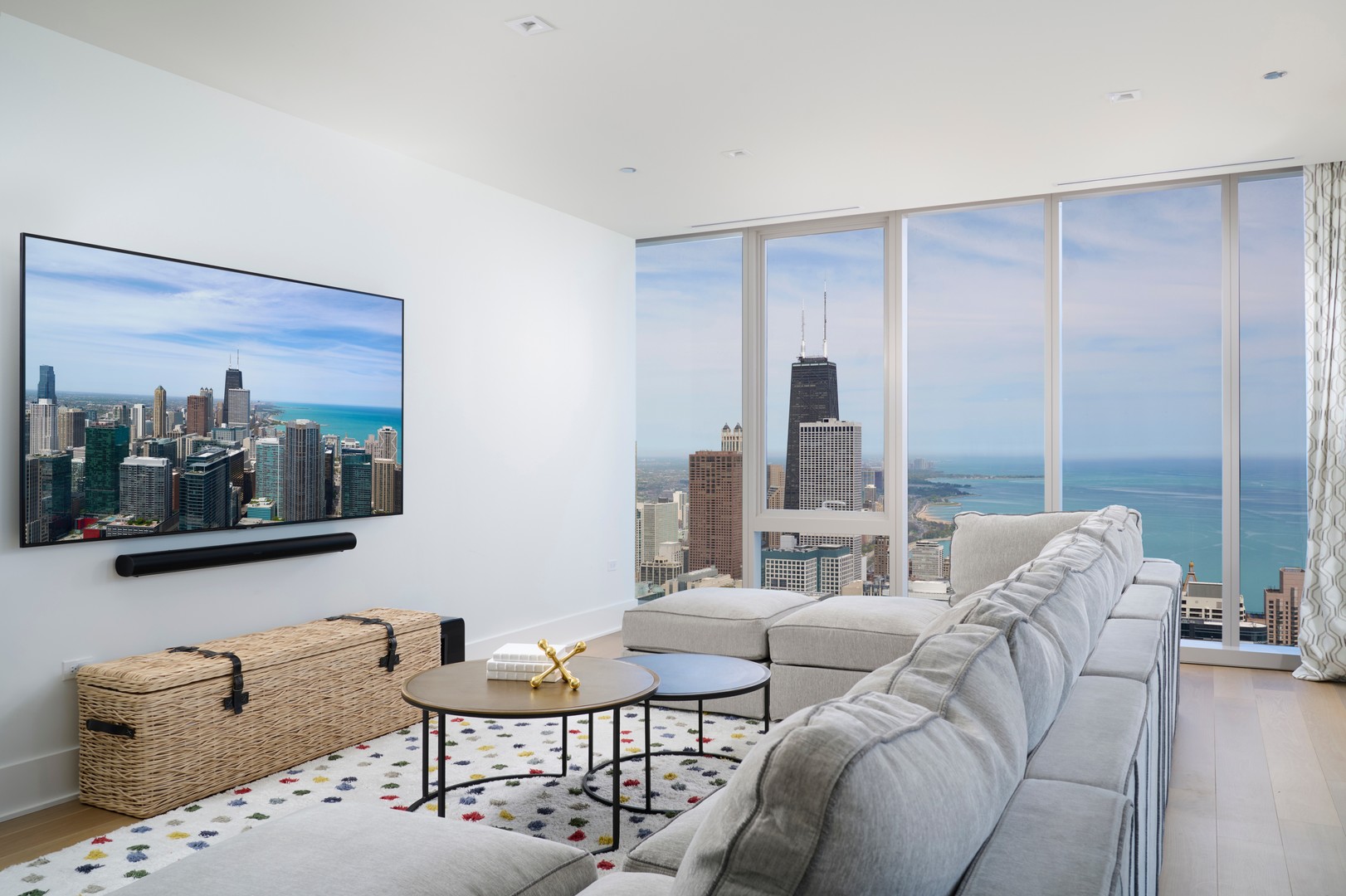 363 East Wacker Drive, Unit 6106 Chicago, IL 60601 - Photo 5 of 48 a living room with furniture and large window