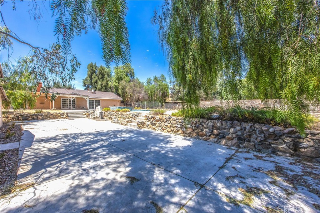 9099 Cajalco Road Corona, CA 92881 - Photo 56 of 70
