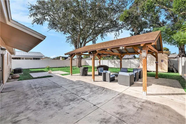 $399,900 | 4819 San Pablo Place, Tampa, FL 33634