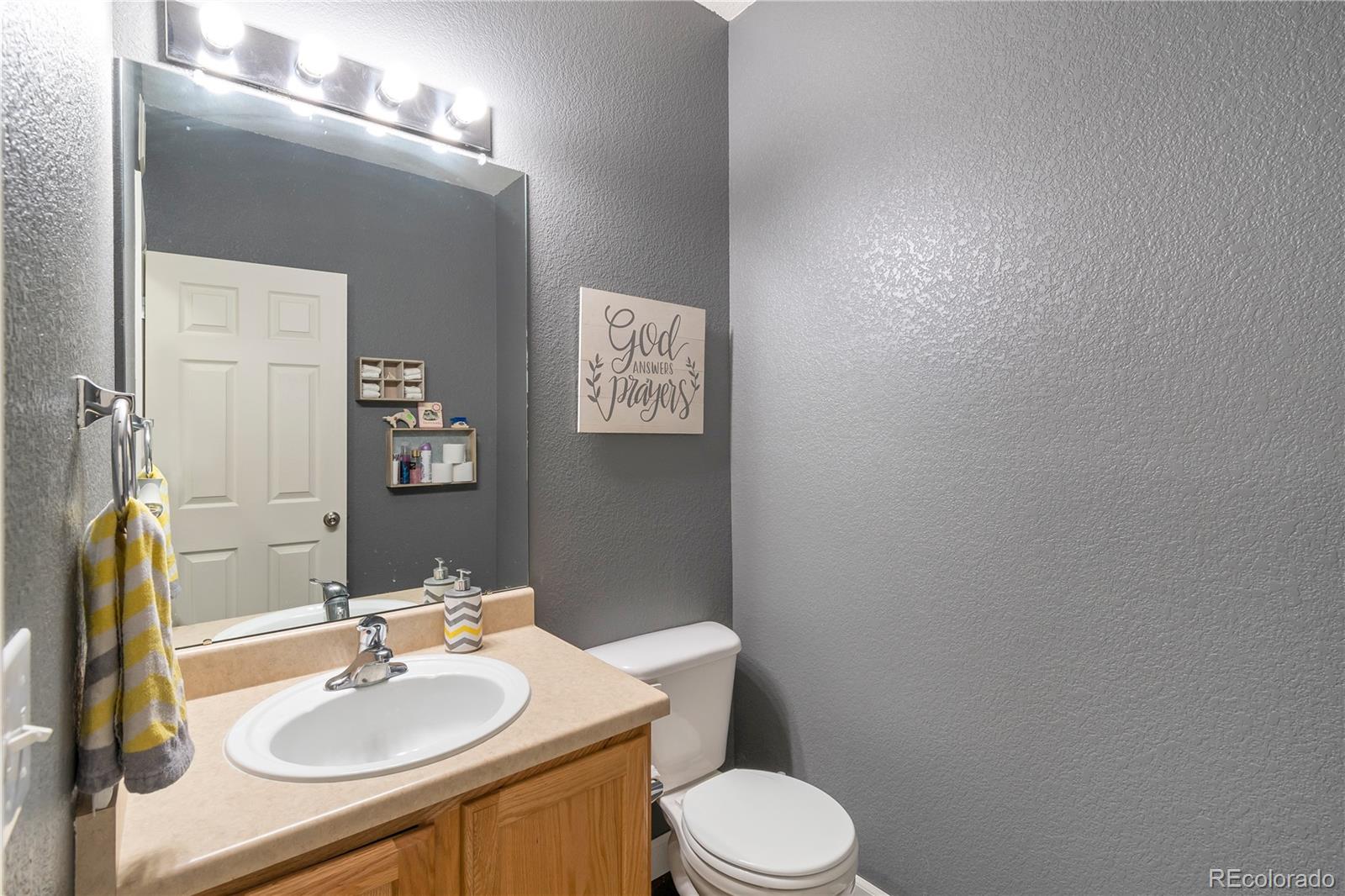 5255 Memphis Street, Unit 1112 Denver, CO 80239 - Photo 12 of 15