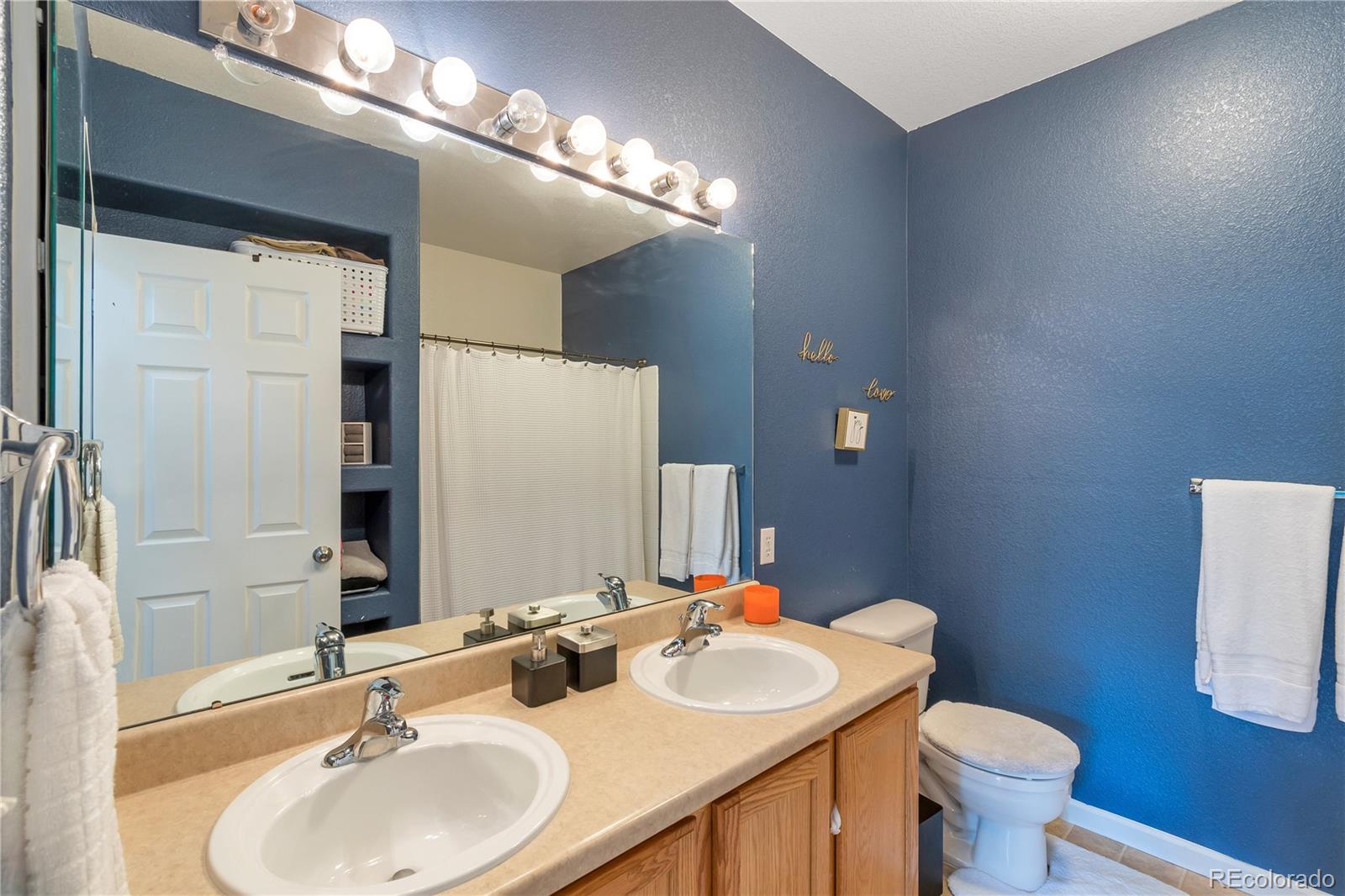5255 Memphis Street, Unit 1112 Denver, CO 80239 - Photo 10 of 15