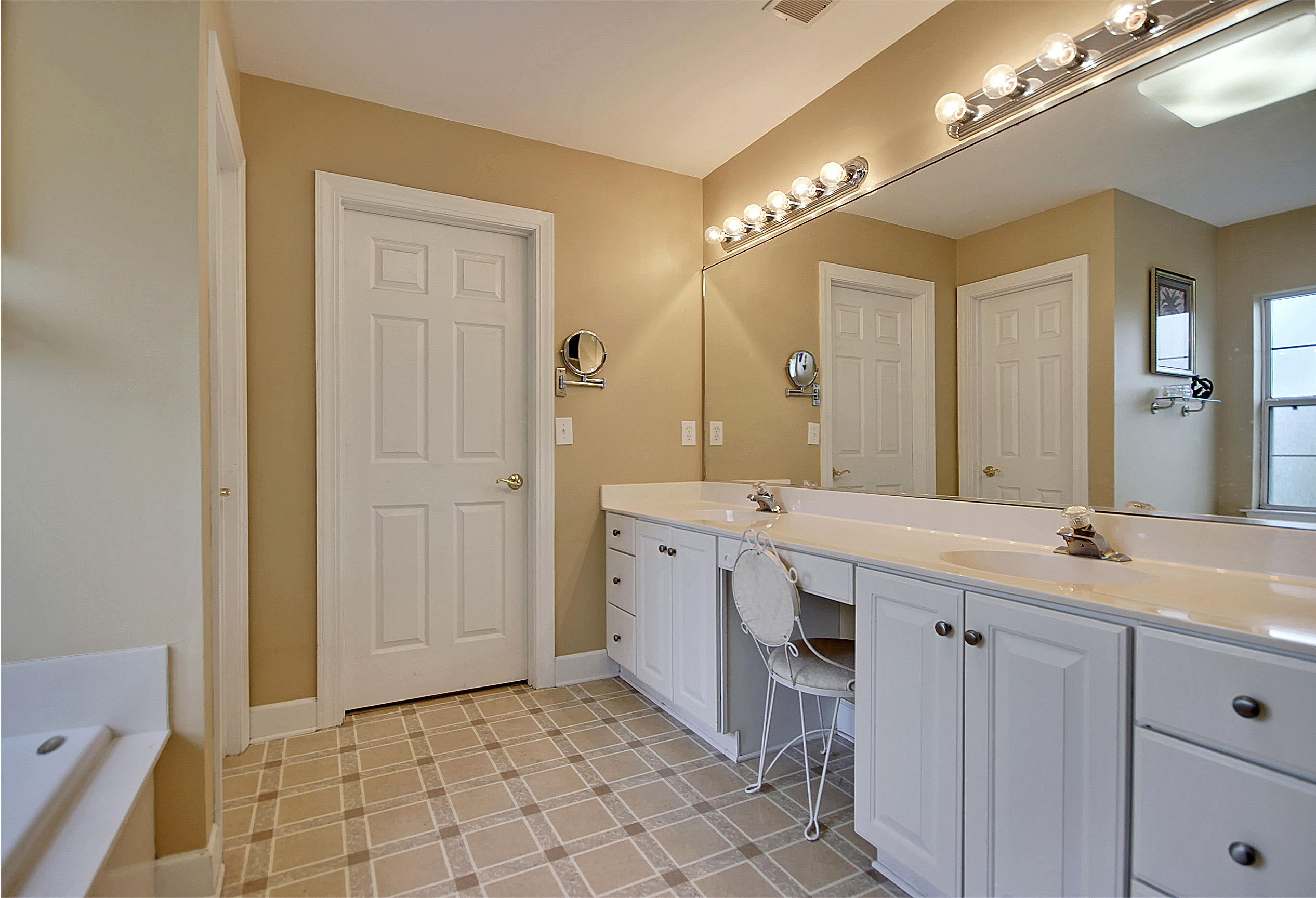 220 Scalybark Road Summerville, SC 29485 - Photo 12 of 36 Master Bathroom