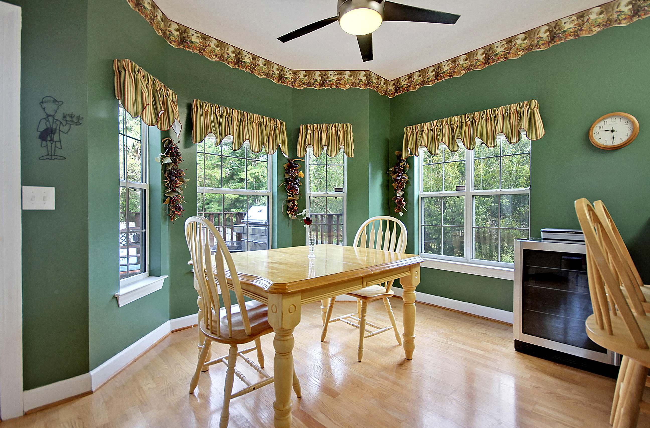 220 Scalybark Road Summerville, SC 29485 - Photo 29 of 36 Eat-in Kitchen