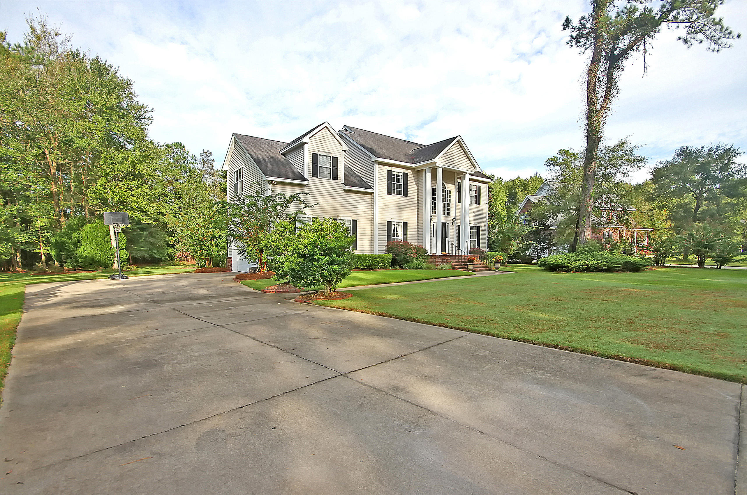 220 Scalybark Road Summerville, SC 29485 - Photo 35 of 36 Front