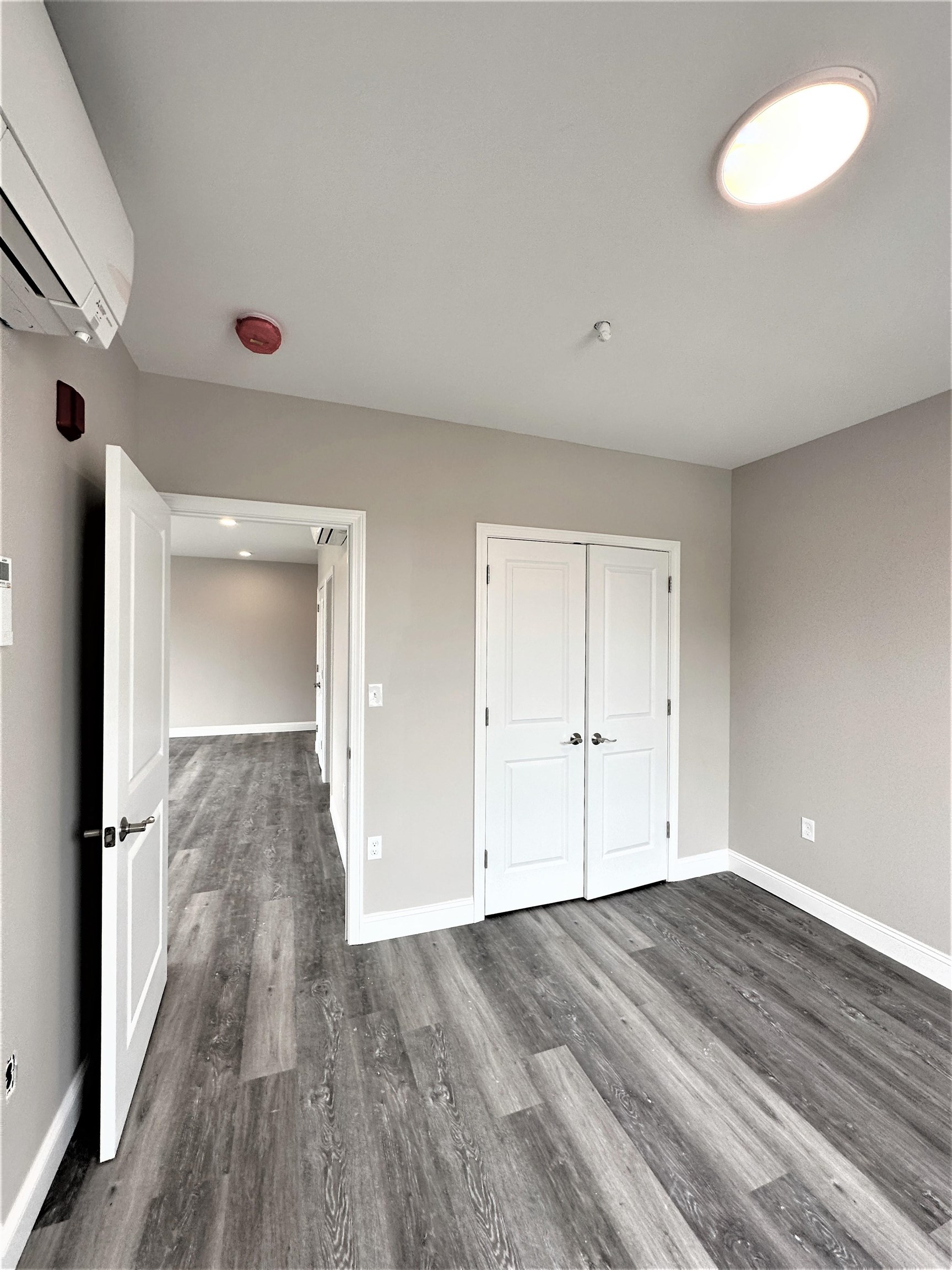 530 Chestnut Street, Unit 9 Manchester, NH 03101 - Photo 13 of 16