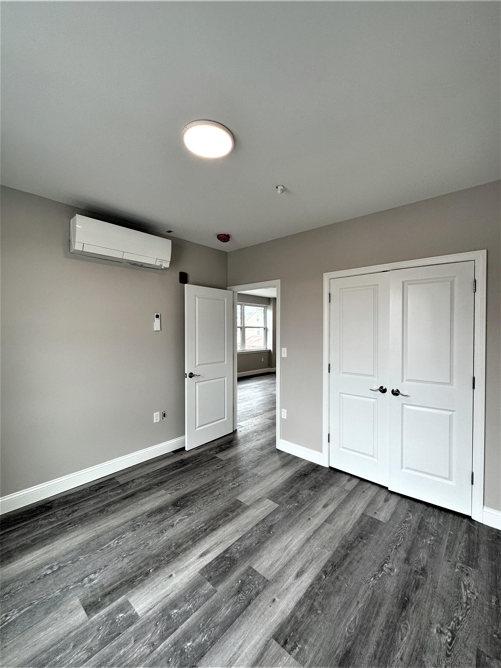 530 Chestnut Street, Unit 9 Manchester, NH 03101 - Photo 14 of 16