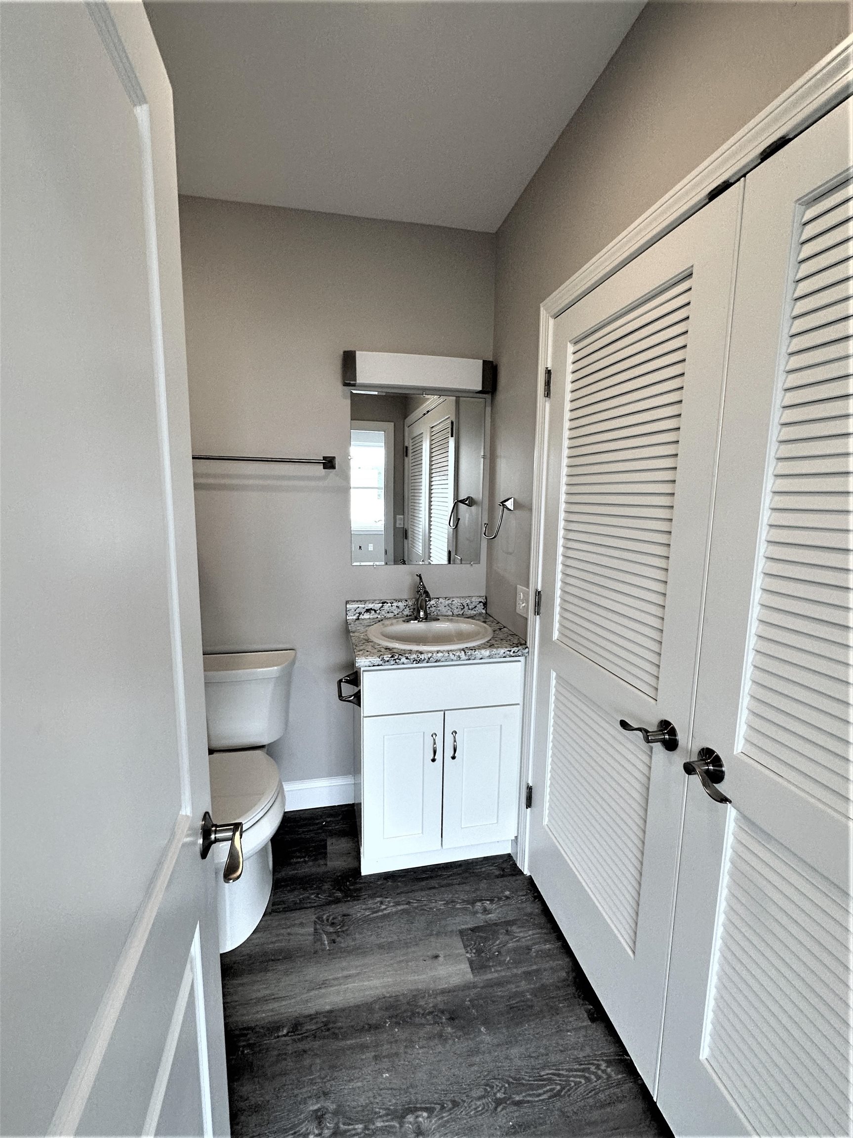 530 Chestnut Street, Unit 9 Manchester, NH 03101 - Photo 15 of 16