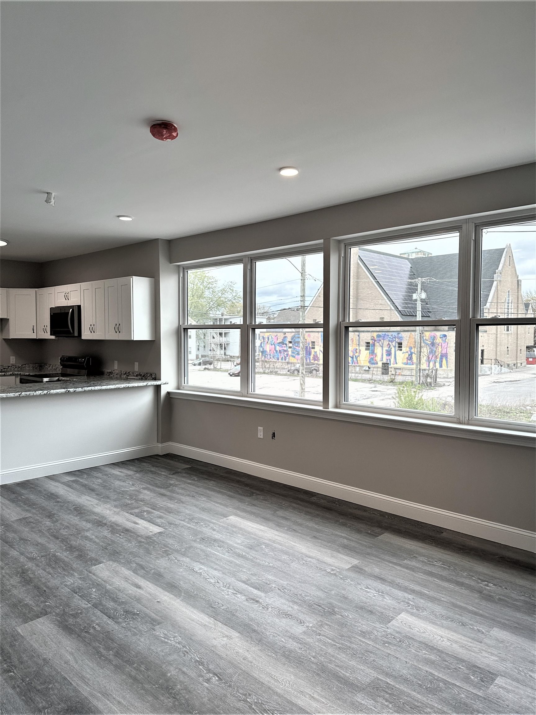 530 Chestnut Street, Unit 9 Manchester, NH 03101 - Photo 5 of 16