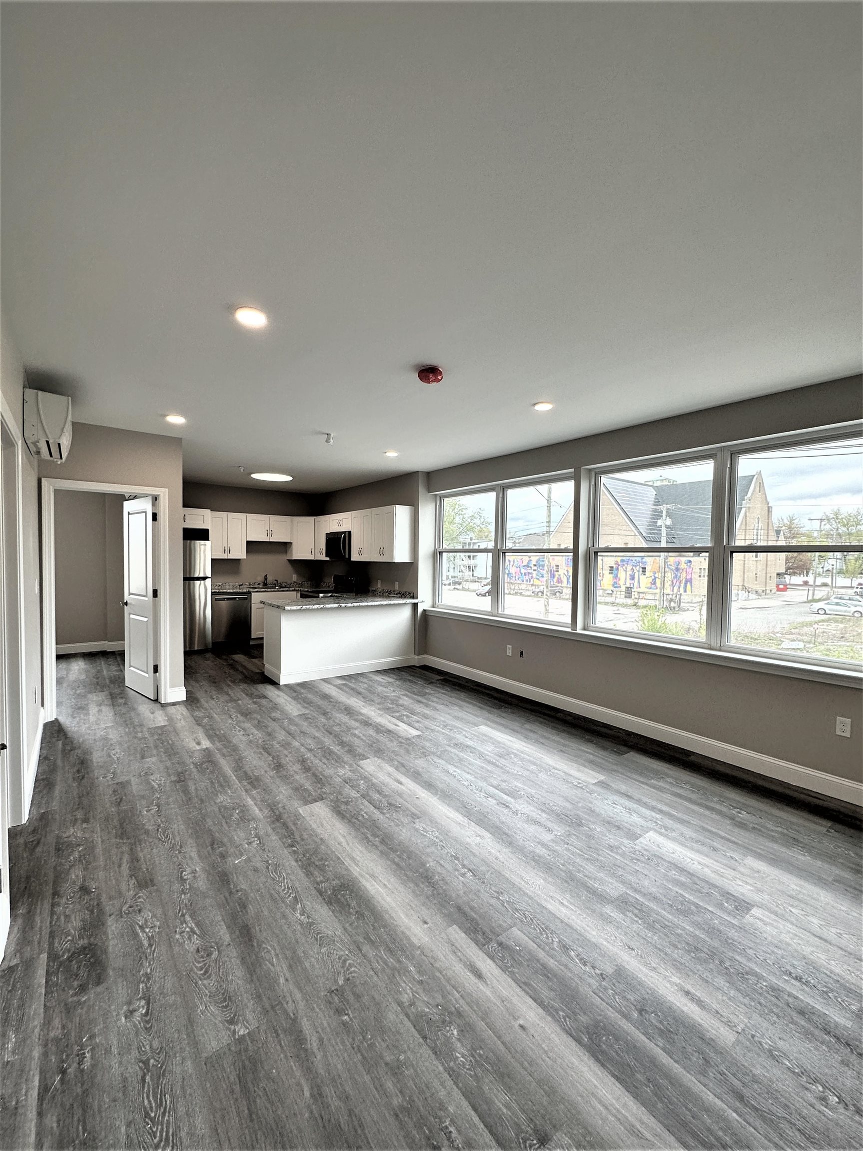 530 Chestnut Street, Unit 9 Manchester, NH 03101 - Photo 7 of 16