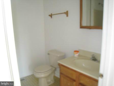 206 Preston Place Ranson, WV 25438 - Photo 4 of 14 Bath