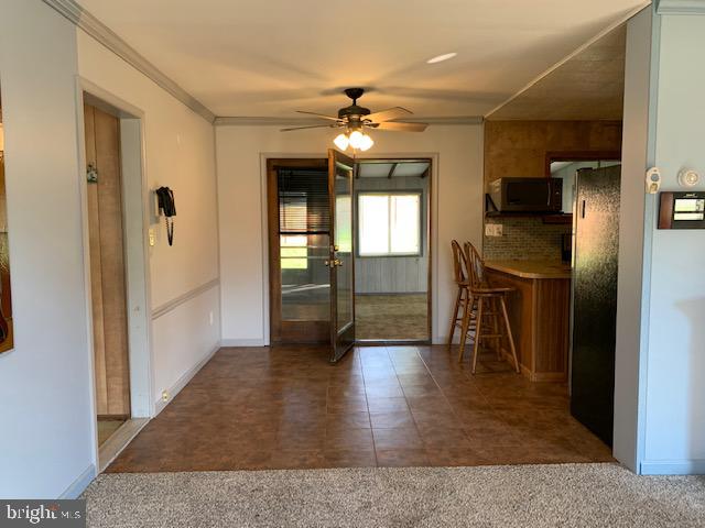 29 Cameo Road Levittown, PA 19057 - Photo 6 of 13 Gallery Image 6