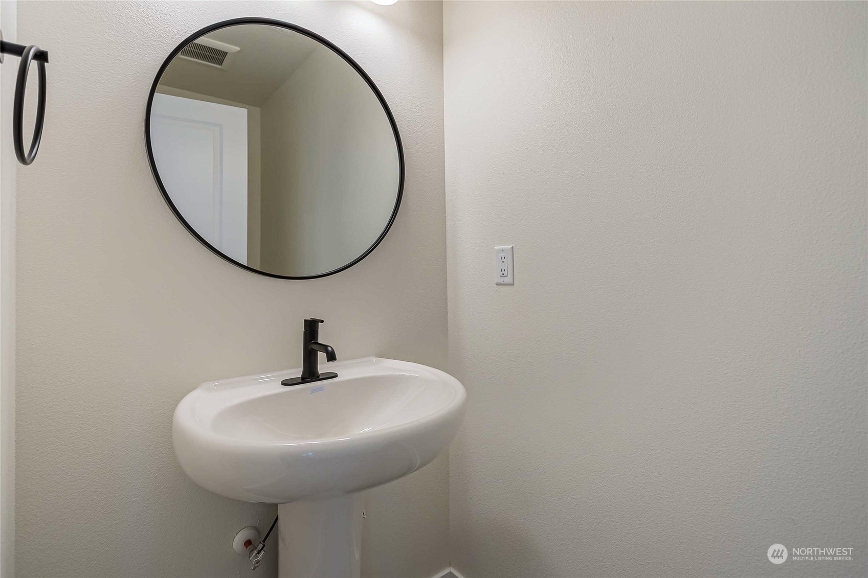 701 Cardinal Avenue Winlock, WA 98596 - Photo 22 of 38 Gallery Image 22