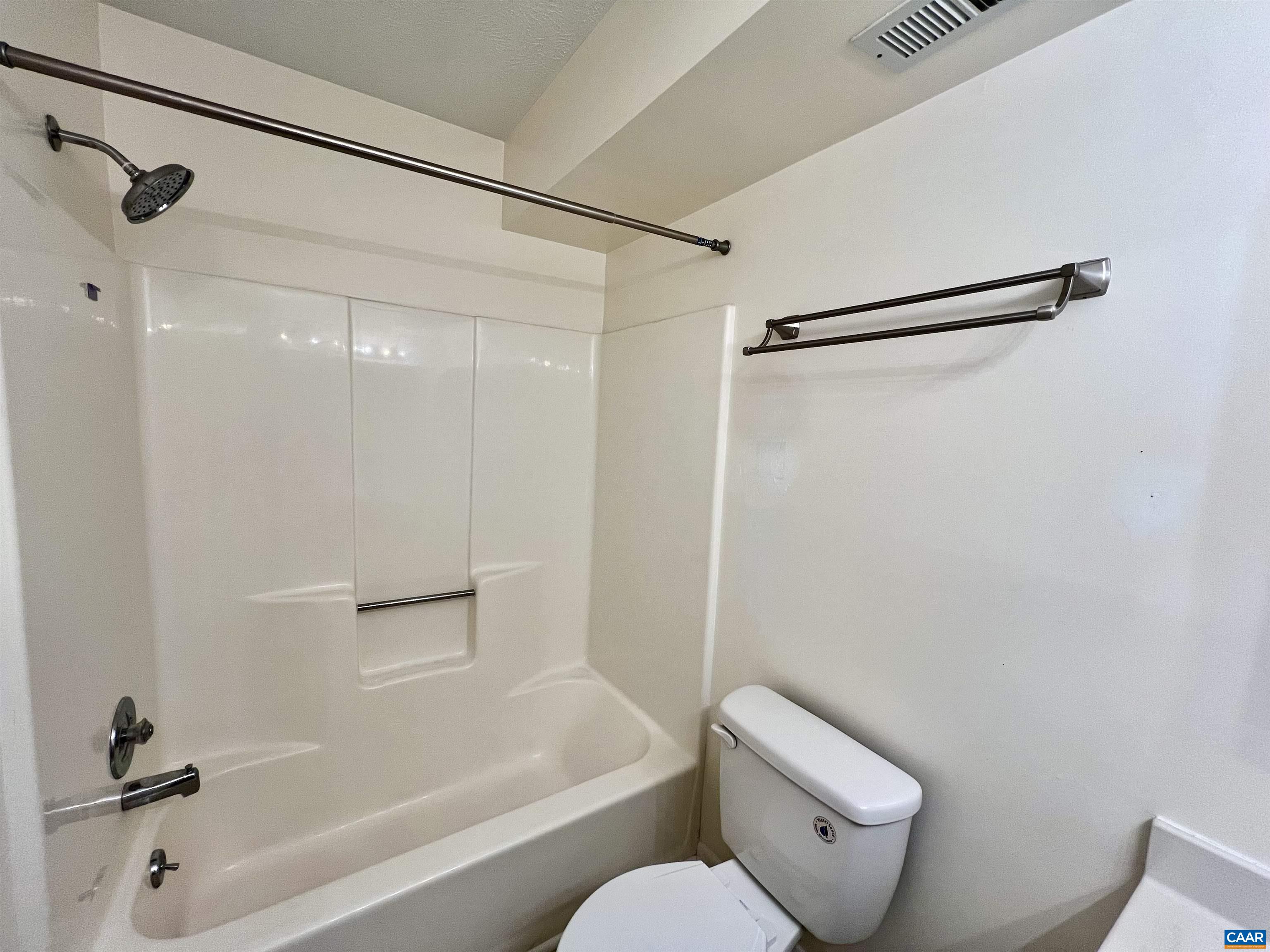 116 Turtle Creek Road, Unit 111 Charlottesville, VA 22901 - Photo 16 of 22