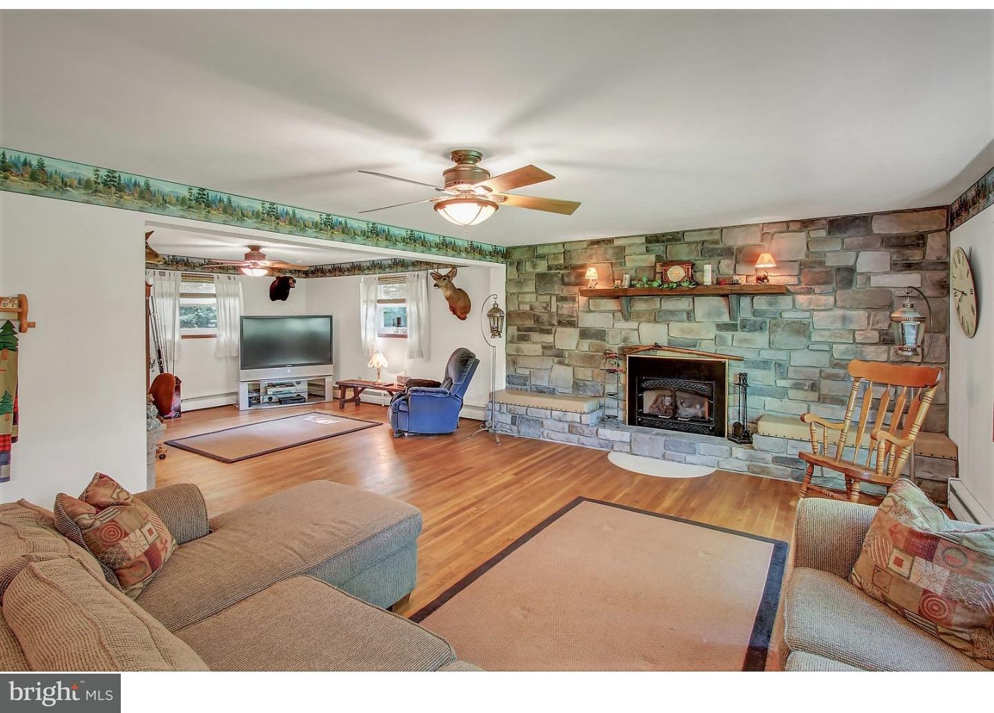 1812 Mount Laurel Road Temple, PA 19560 - Photo 4 of 19 Living Room