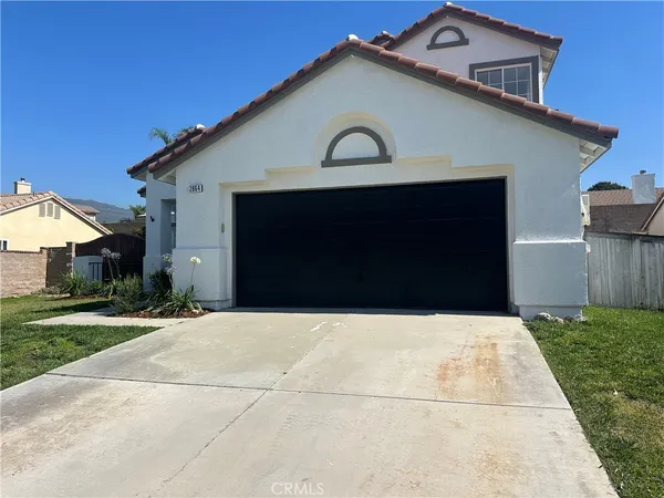 $719,900 | 2864 West Buena Vista Drive, Rialto, CA 92377