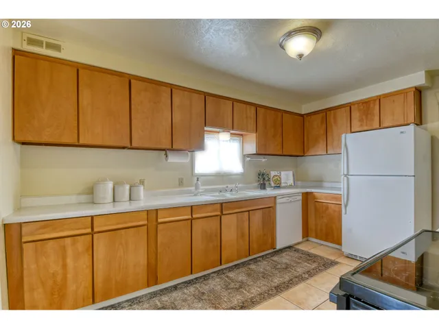 $299,000 | 120 Southeast 7th Street, Pendleton, OR 97801