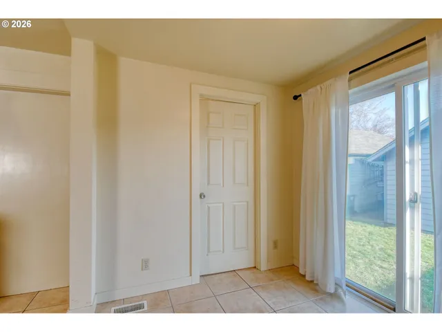 $299,000 | 120 Southeast 7th Street, Pendleton, OR 97801