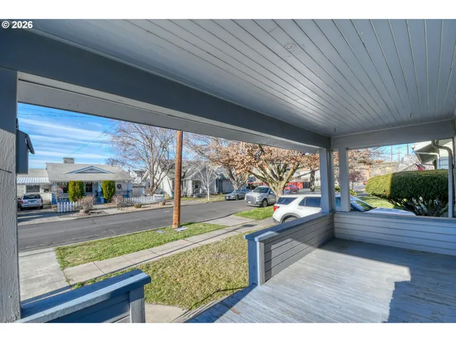 $299,000 | 120 Southeast 7th Street, Pendleton, OR 97801