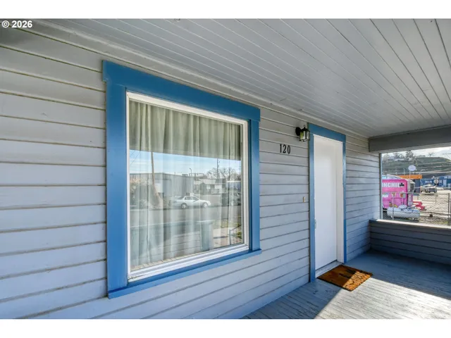 $299,000 | 120 Southeast 7th Street, Pendleton, OR 97801