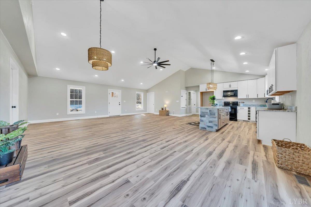 107 Ridge Drive Goodview, VA 24095 - Photo 5 of 41