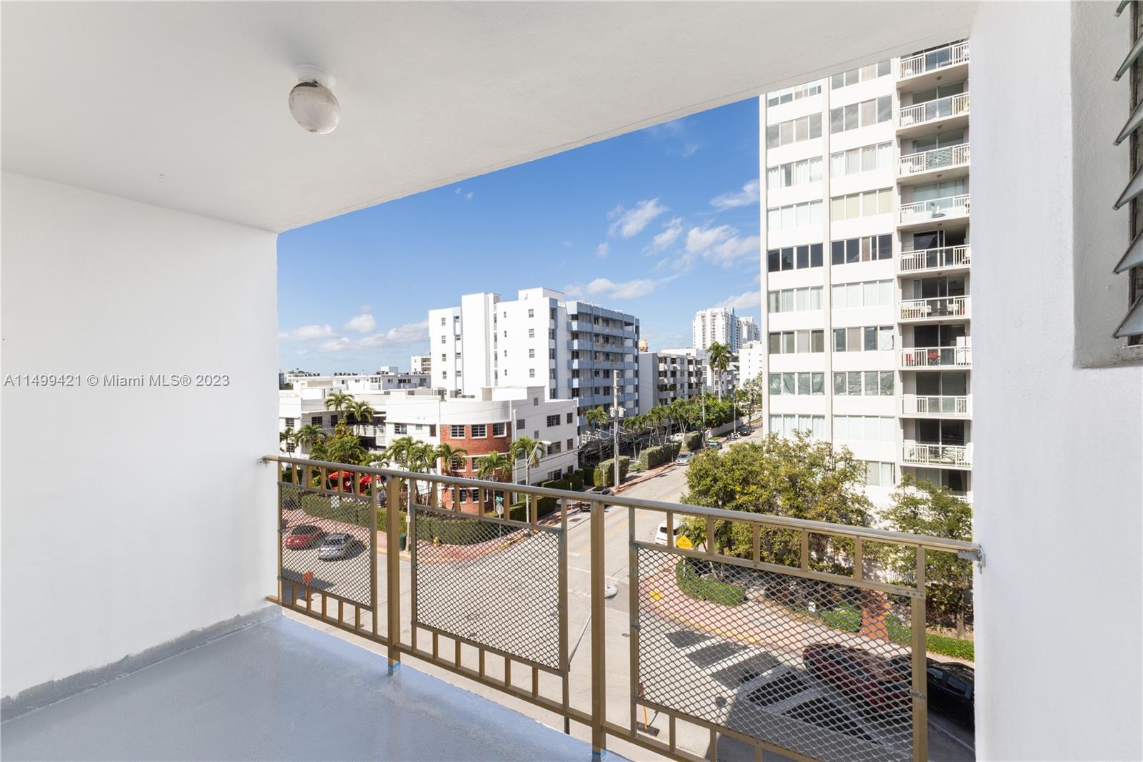 1340 Lincoln Road, Unit 502 Miami Beach, FL 33139 - Photo 8 of 11 Gallery Image 8