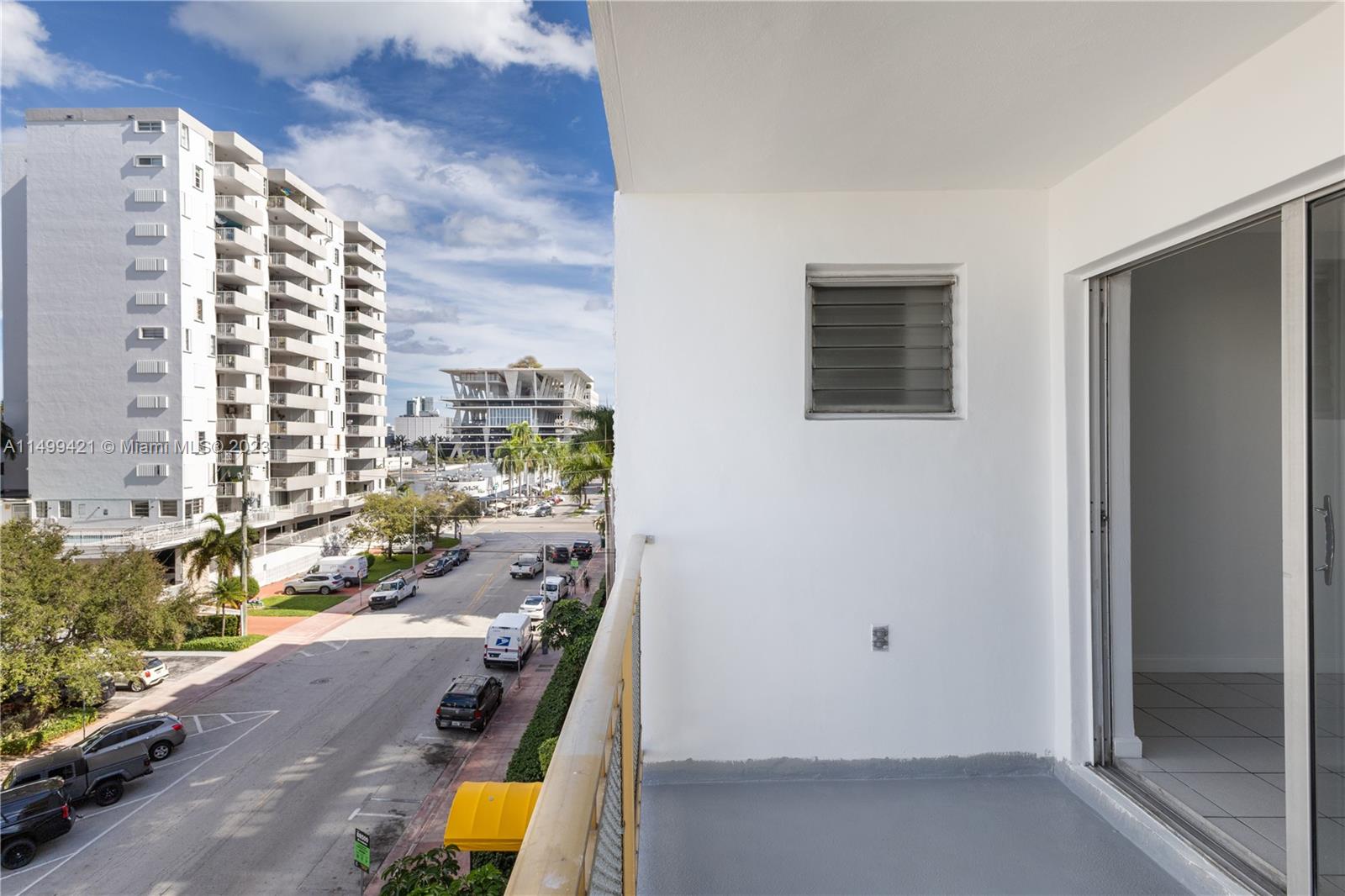 1340 Lincoln Road, Unit 502 Miami Beach, FL 33139 - Photo 9 of 11 Gallery Image 9