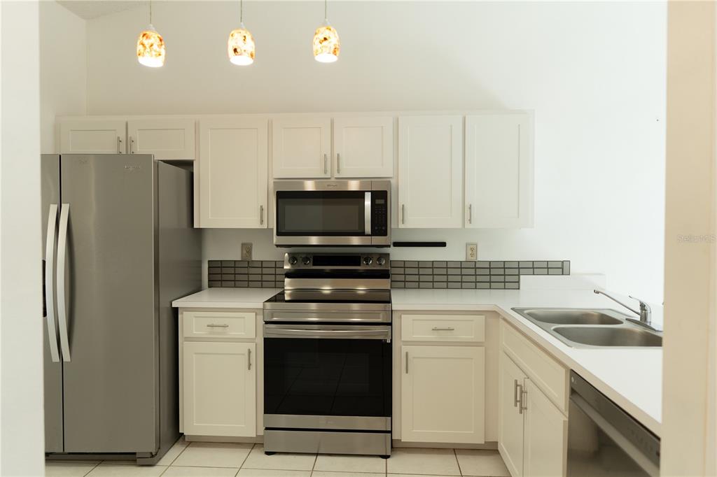 6516 Remus Drive New Port Richey, FL 34653 - Photo 7 of 27