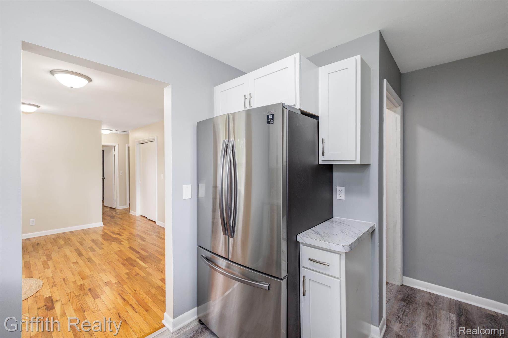442 Okemos Road Mason, MI 48854 - Photo 6 of 34 Gallery Image 6