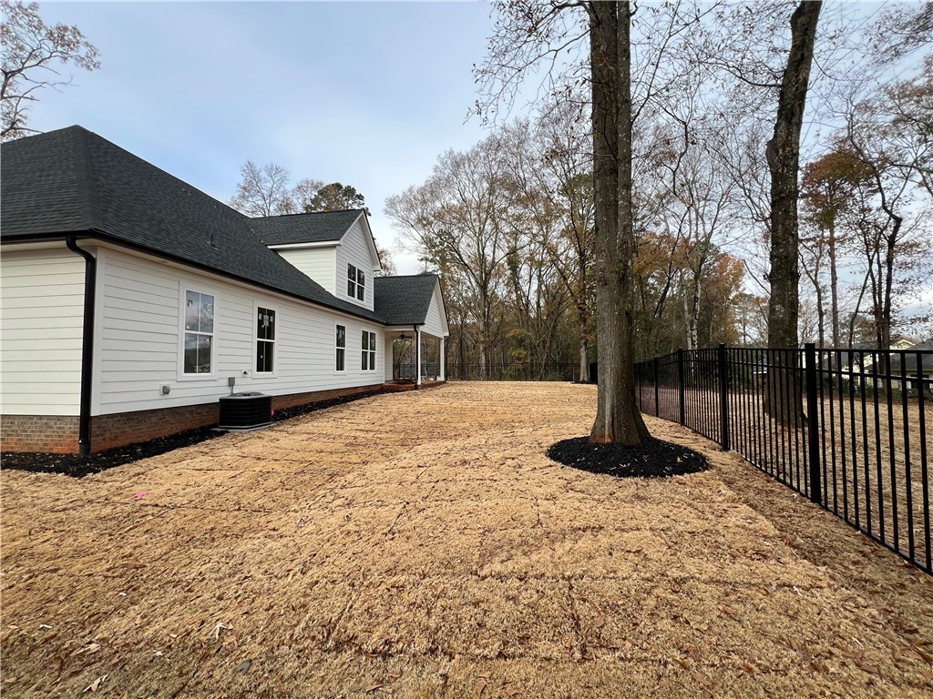 2008 Fox Fire Road Anderson, SC 29621 - Photo 6 of 38
