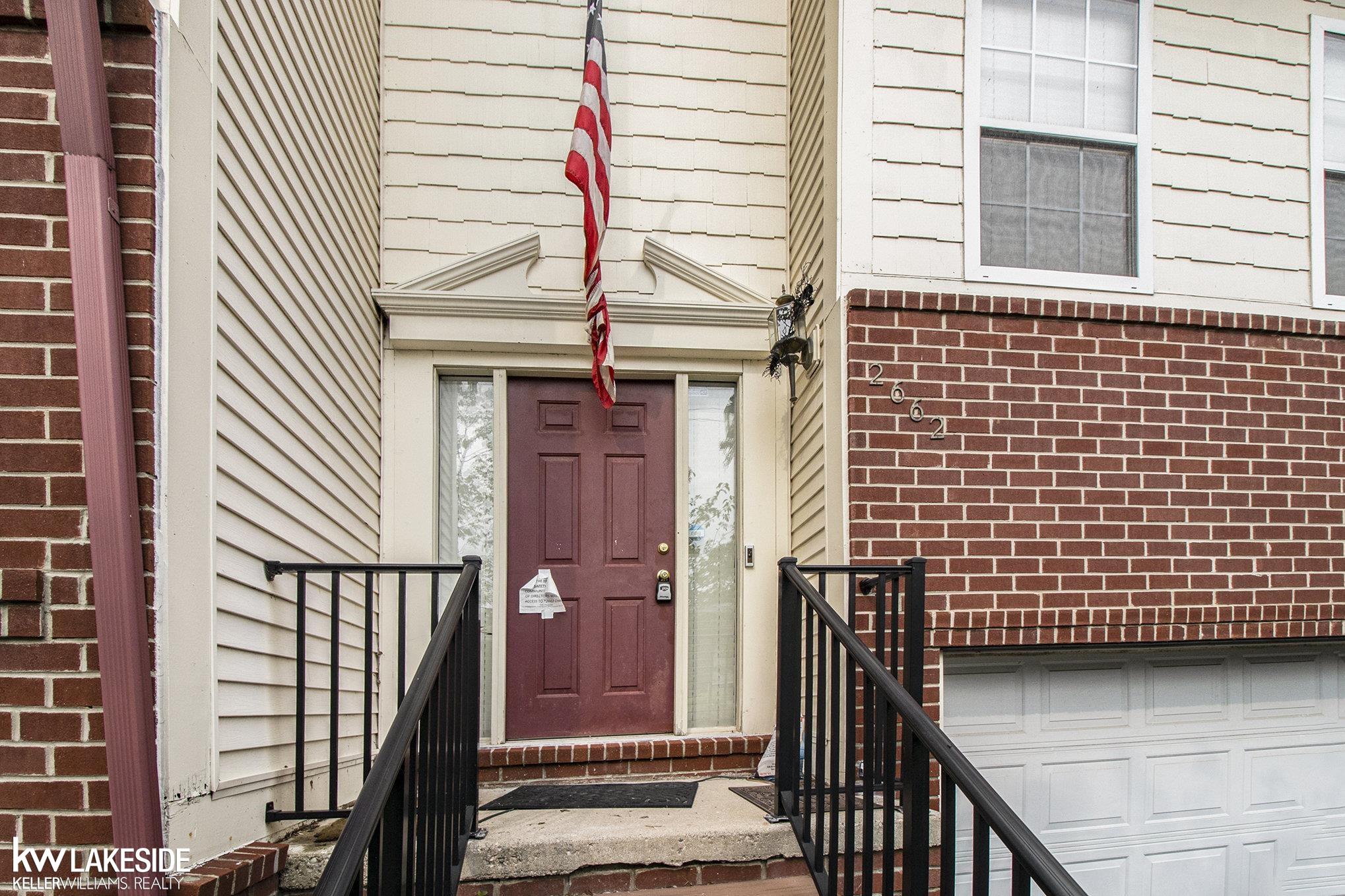 2662 Crooks Road, Unit 9 Royal Oak, MI 48073 - Photo 3 of 29