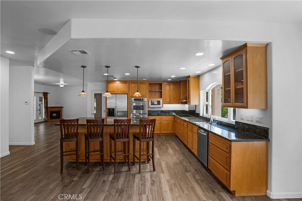 29781 Pasada Road Temecula, CA 92591 - Photo 17 of 58