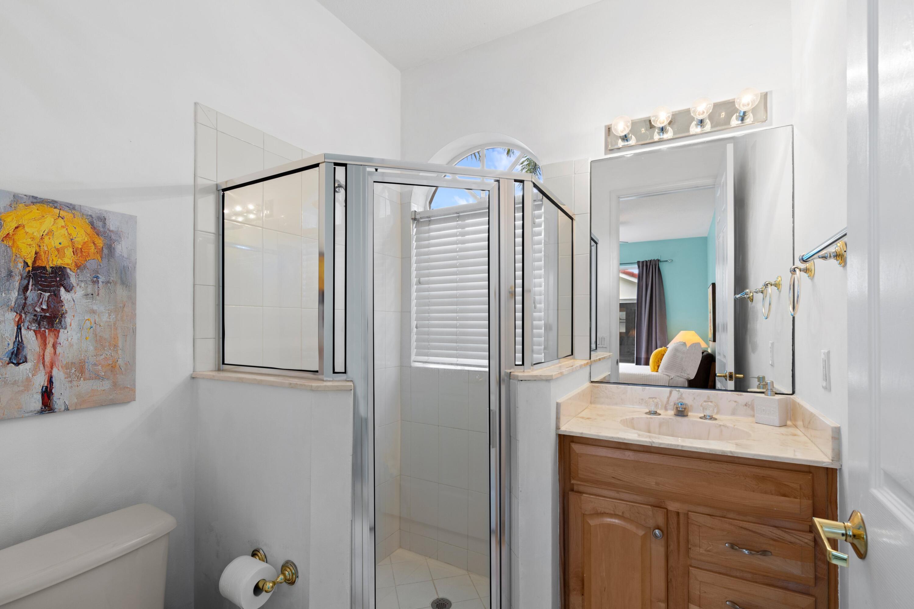 7200 Northwest Turtle Walk Boca Raton, FL 33487 - Photo 19 of 38 3rd Bathroom