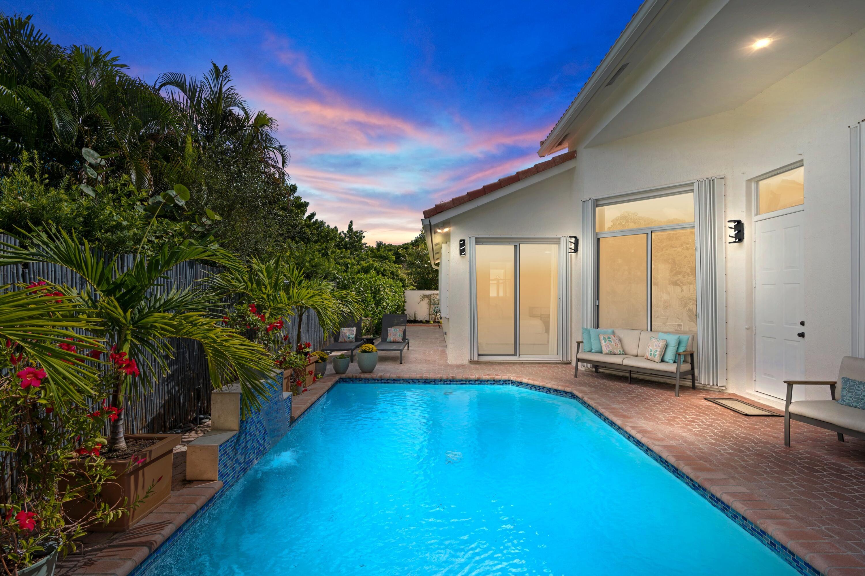 7200 Northwest Turtle Walk Boca Raton, FL 33487 - Photo 2 of 38 Twilight Pool
