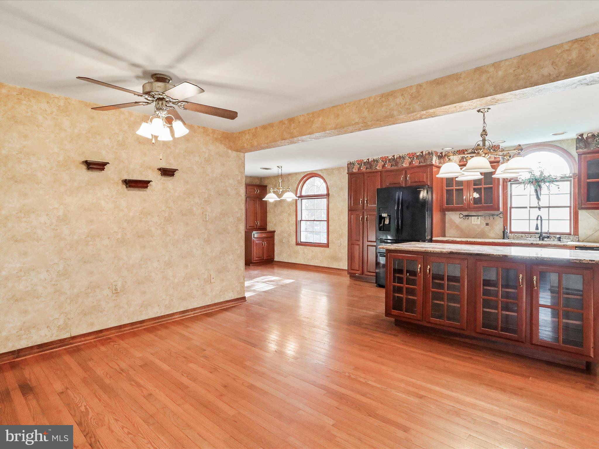 13807 Weber Way Hagerstown, MD 21742 - Photo 13 of 37