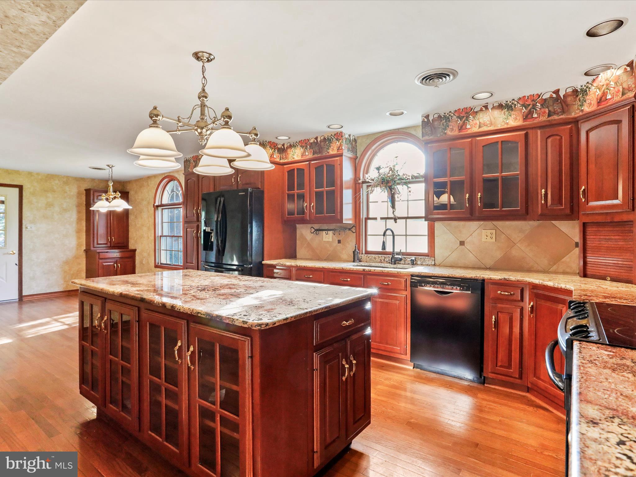 13807 Weber Way Hagerstown, MD 21742 - Photo 17 of 37