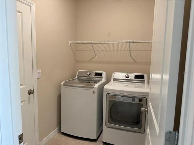 $2,995 | 5740 Woodland Sage Drive, Sarasota, FL 34238