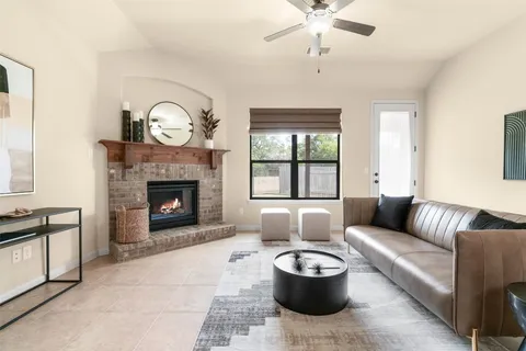 $595,000 | 517 Cascada Lane, Round Rock, TX 78681