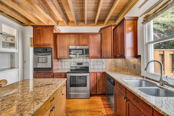 $615,000 | 341 Springwood Road, Fincastle, VA 24090