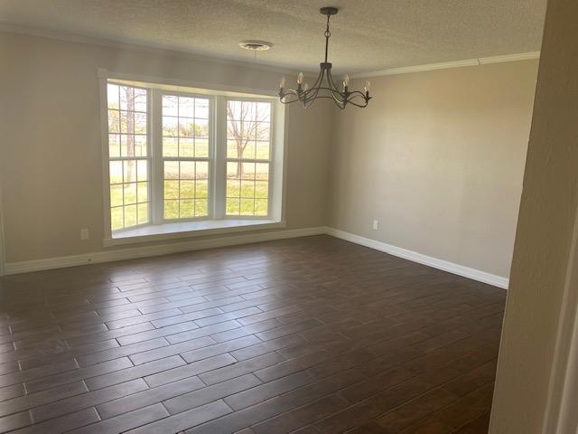 736 Rietman Street Amarillo, TX 79108 - Photo 6 of 16 IMG_4483 (1)