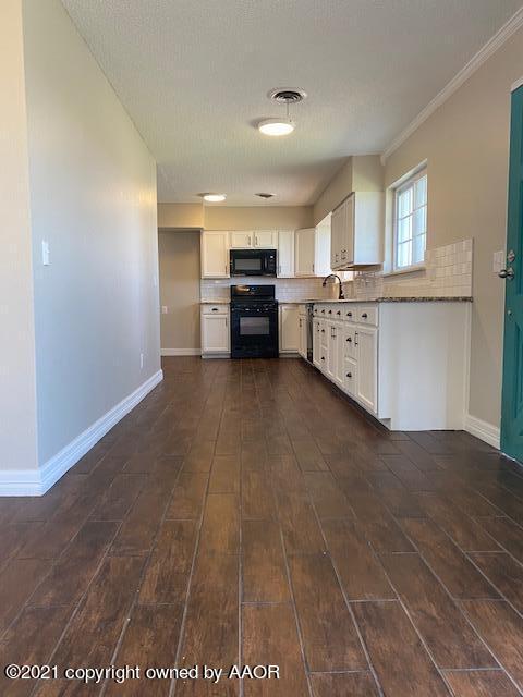 736 Rietman Street Amarillo, TX 79108 - Photo 9 of 16 IMG_4490 (1)