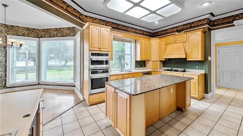 $709,000 | 3728 Lake Michel Court, Gretna, LA 70056