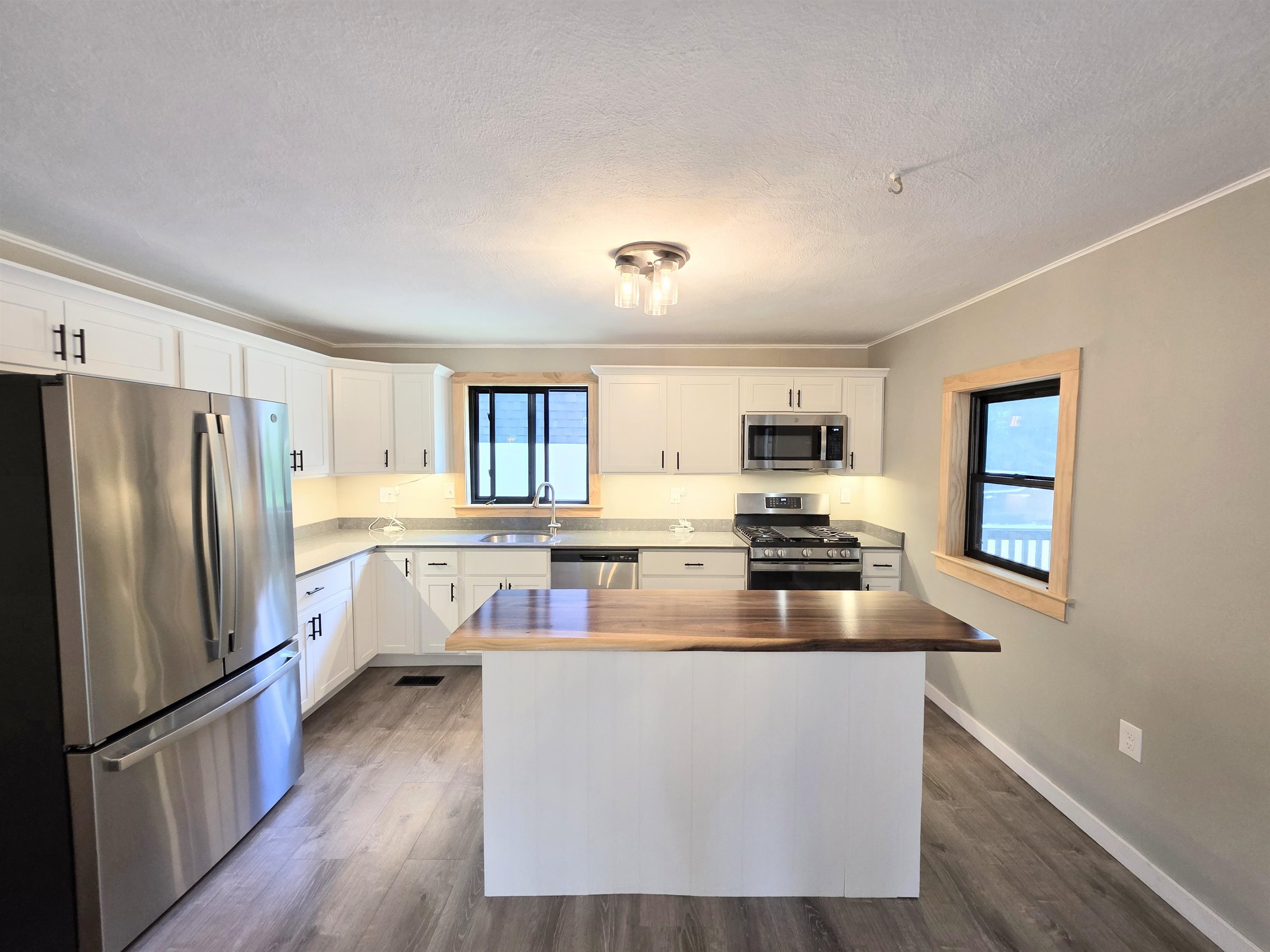 45 Tilton Bridge Road Sanbornton, NH 03269 - Photo 6 of 47