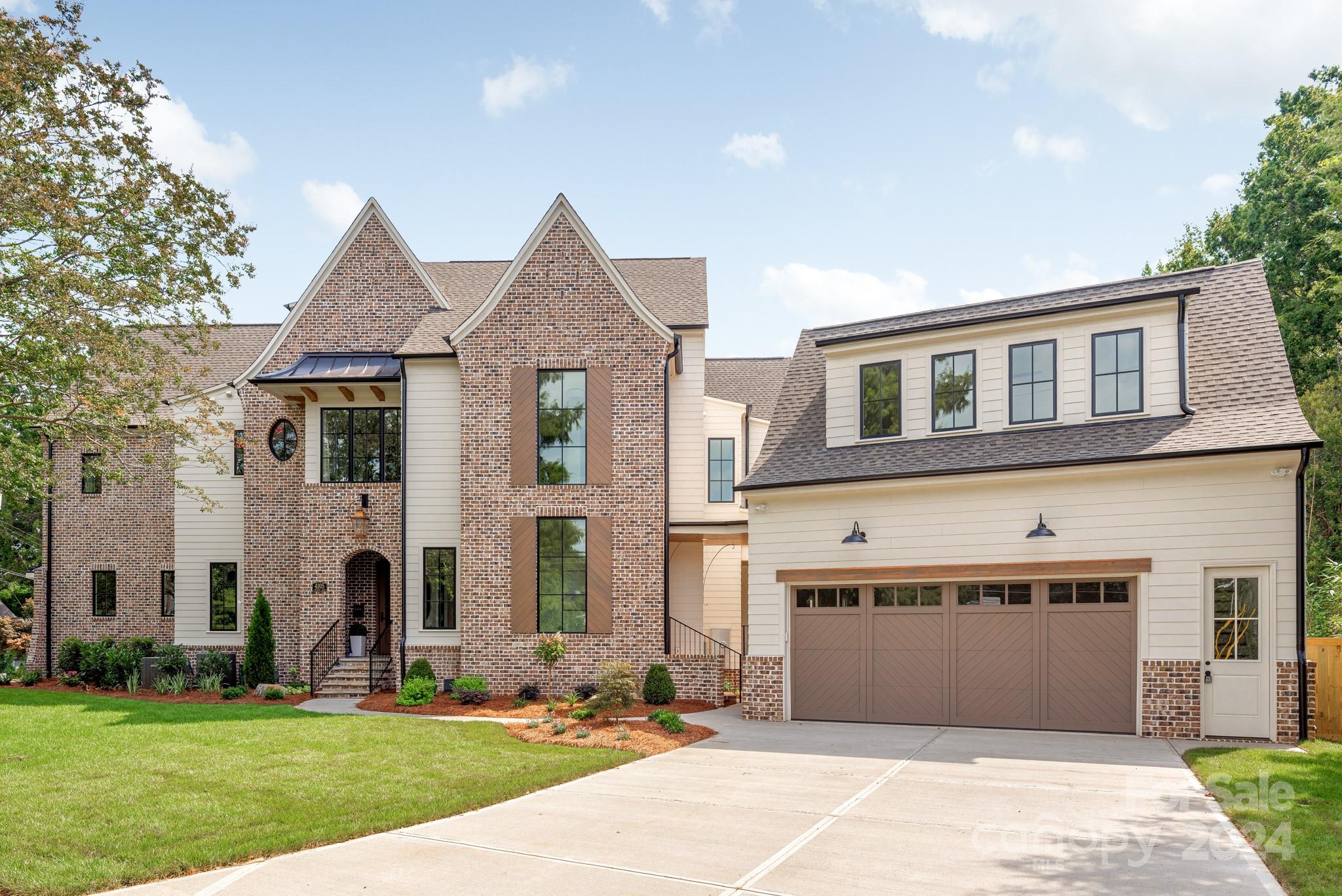 4105 Pineview Road Charlotte, NC 28211 - Photo 2 of 37