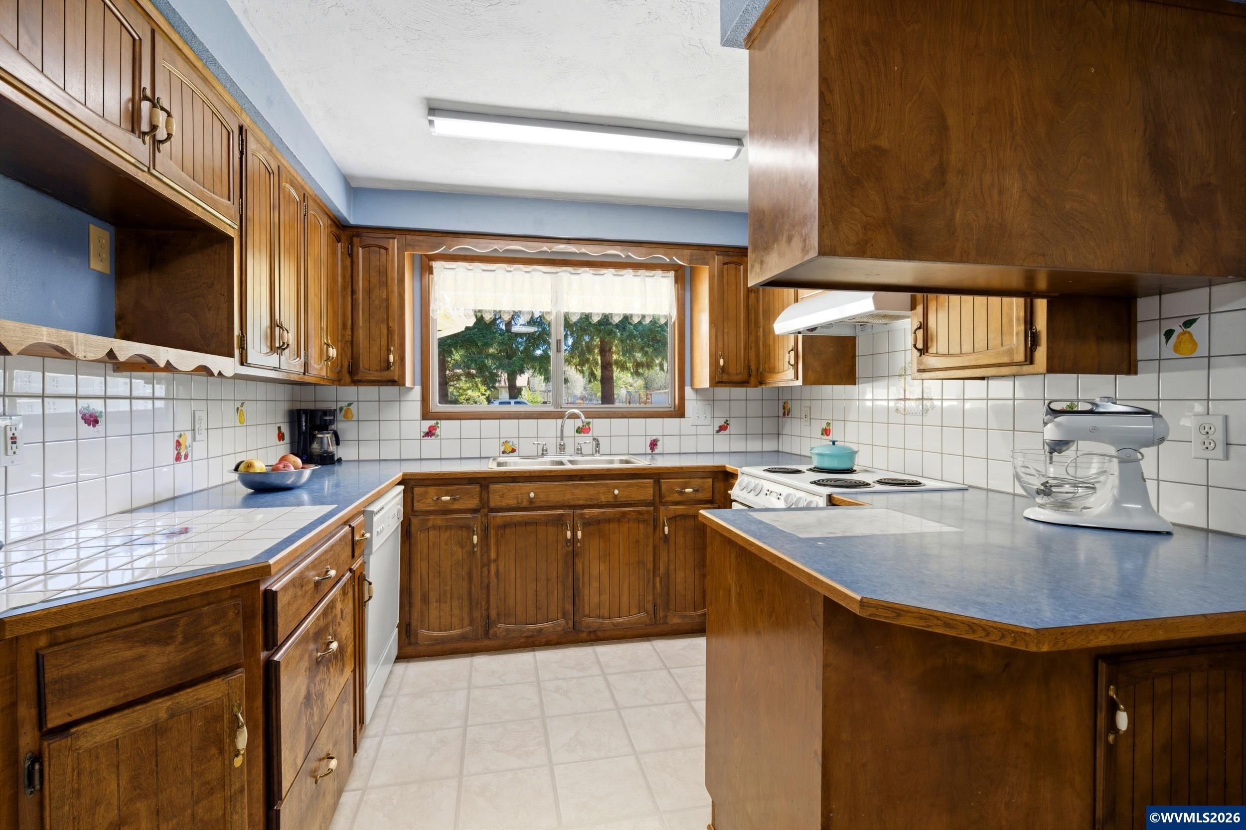 45890 River Loop Lyons, OR 97358 - Photo 32 of 45 Gallery Image 32