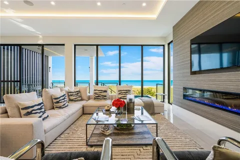 $3,800,000 | 4356 Diamond Shores Way, Hutchinson Island, FL 34949