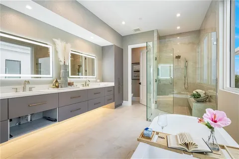 $3,800,000 | 4356 Diamond Shores Way, Hutchinson Island, FL 34949