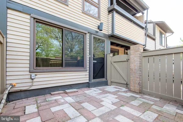 $2,700 | 18153 Tunstall Drive, Gaithersburg, MD 20886