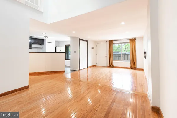 $2,700 | 18153 Tunstall Drive, Gaithersburg, MD 20886